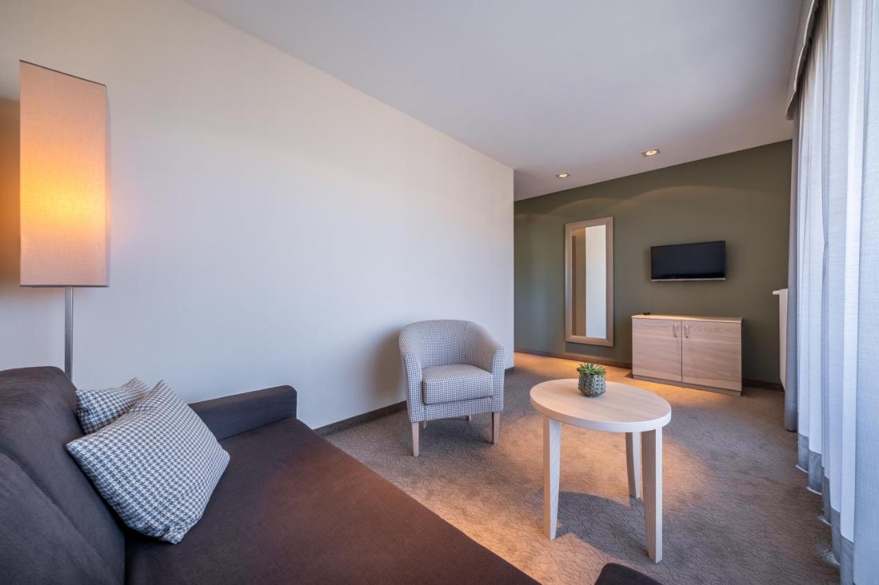 Hotel Frangart An Der Weinstrasse 阿皮亚诺苏拉斯特拉达 外观 照片