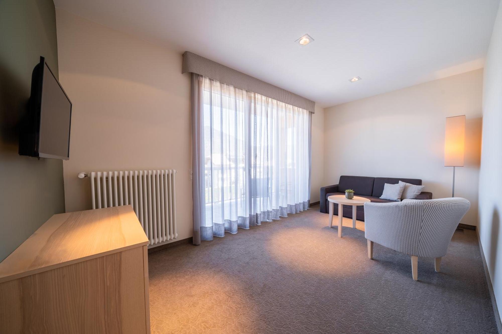 Hotel Frangart An Der Weinstrasse 阿皮亚诺苏拉斯特拉达 外观 照片